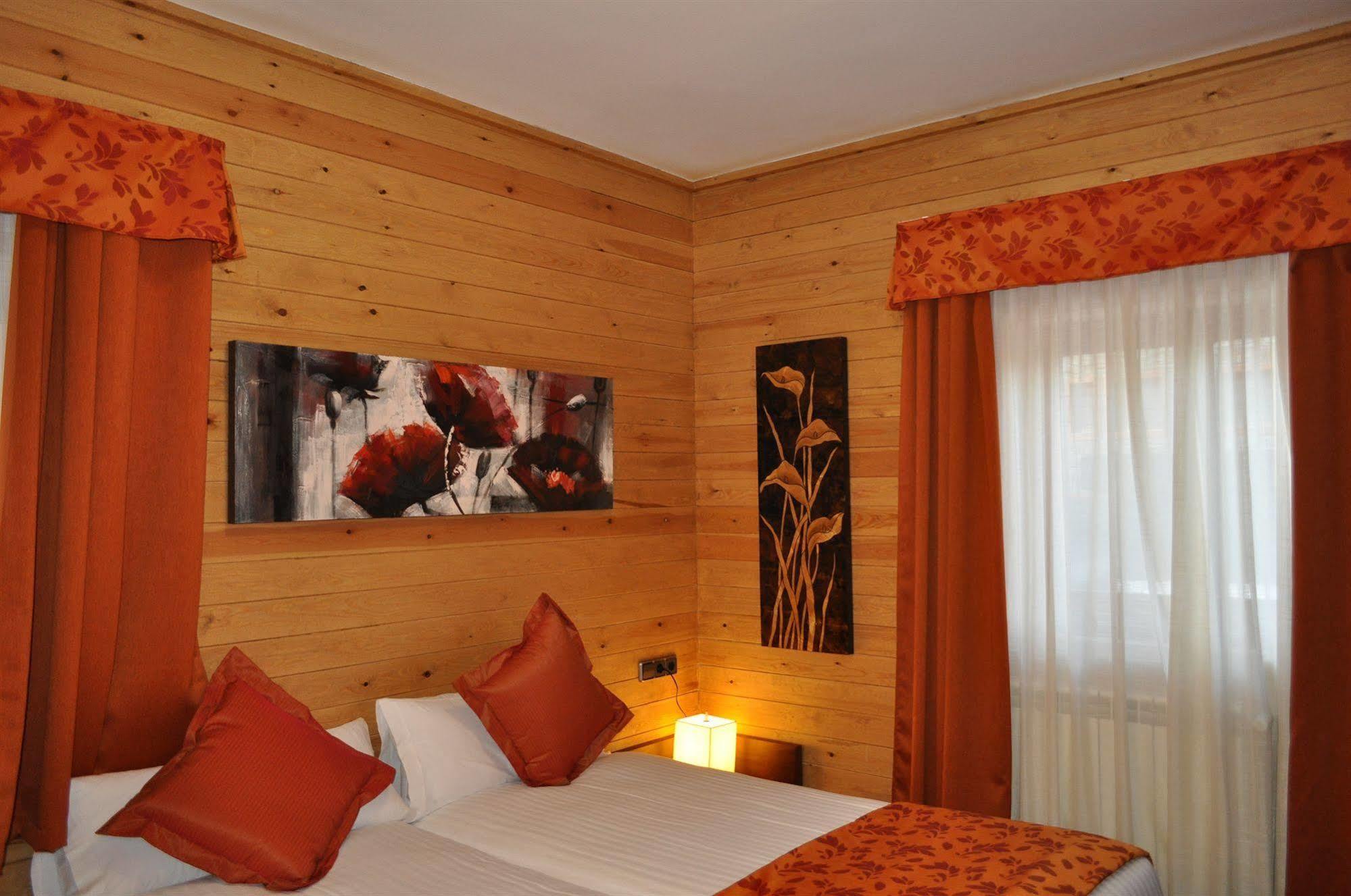 Hotel Solineu La Molina  Kültér fotó